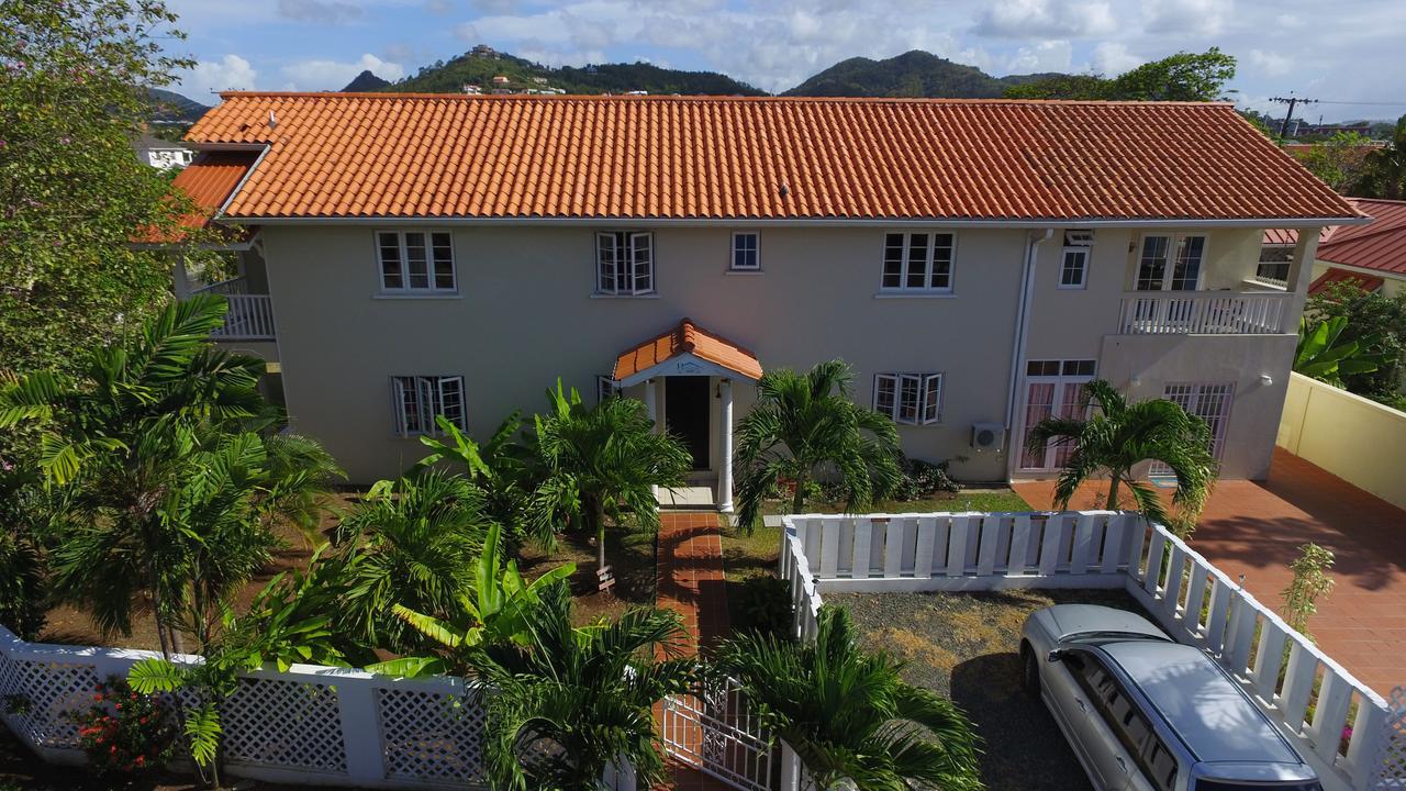 Heritage House - Rodney Bay Bed & Breakfast 3*