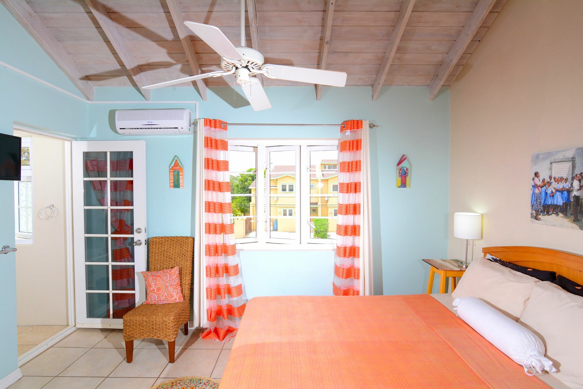 Heritage House - Rodney Bay Bed & Breakfast