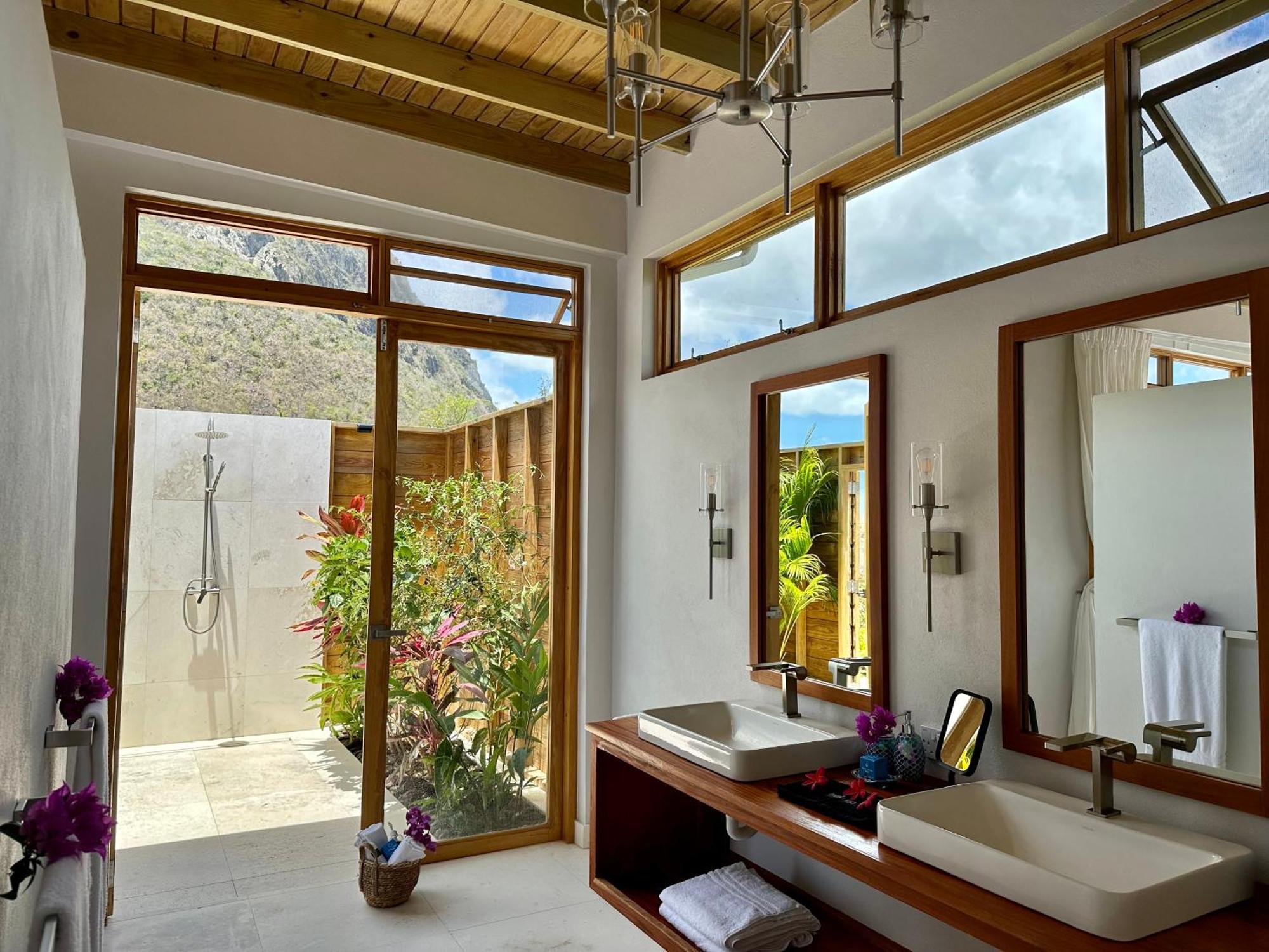 Villa Infinity Luxury - Stunning Sea And Piton Views *