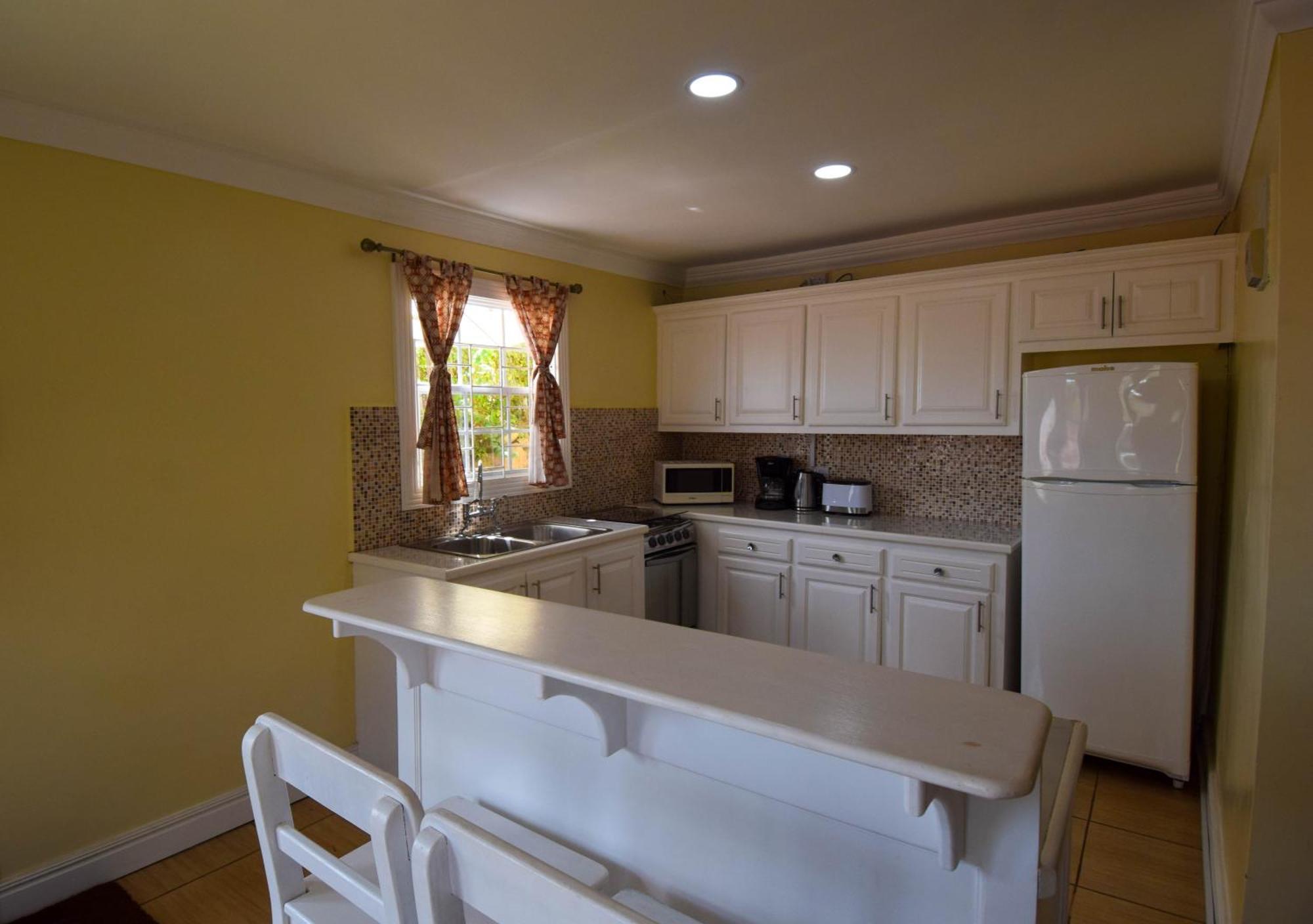 Aparthotel Sea Piton View Apartment- Location, Convenience, Modern Living Soufriere