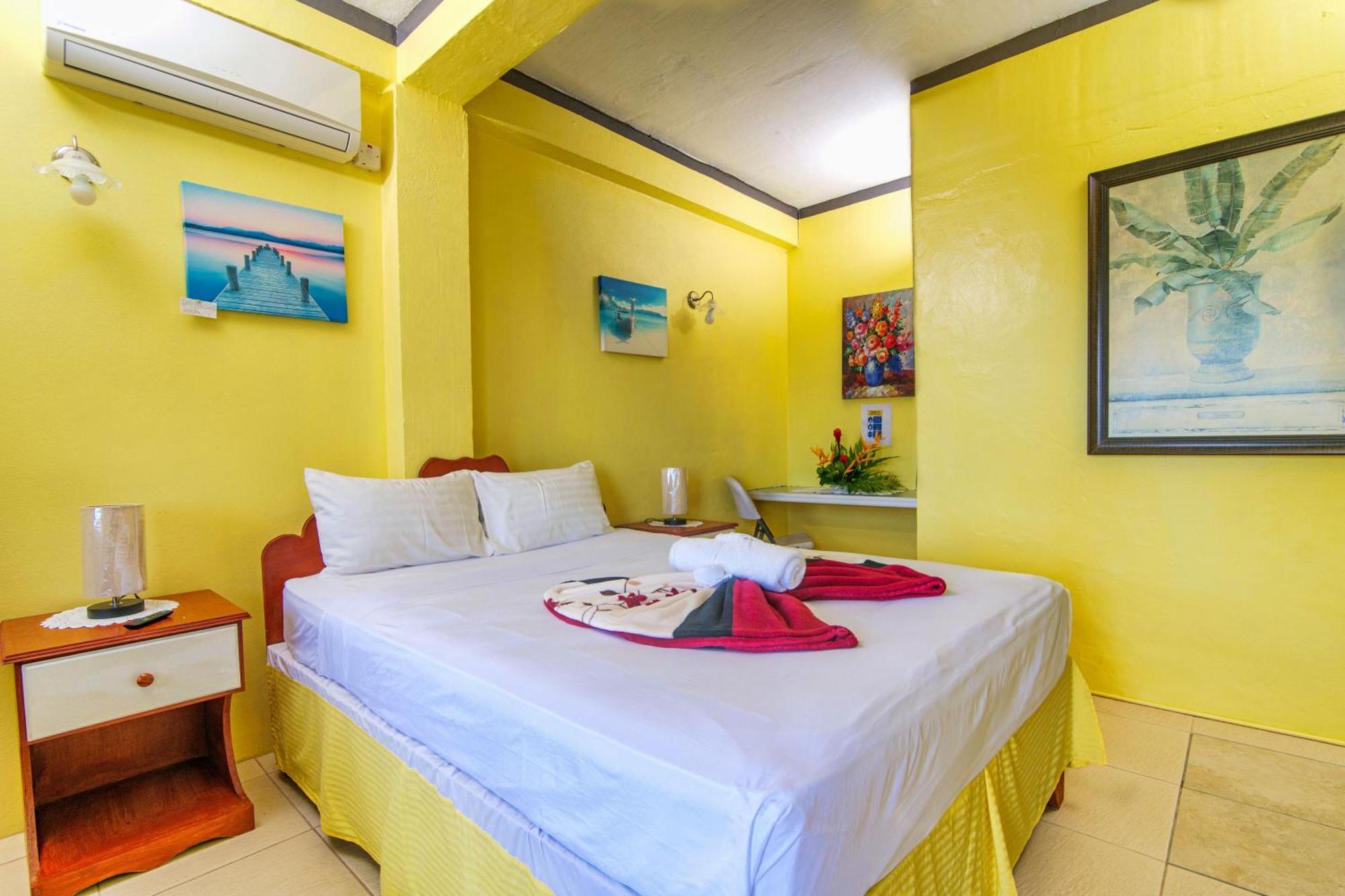 Inn Tropical Paradise View