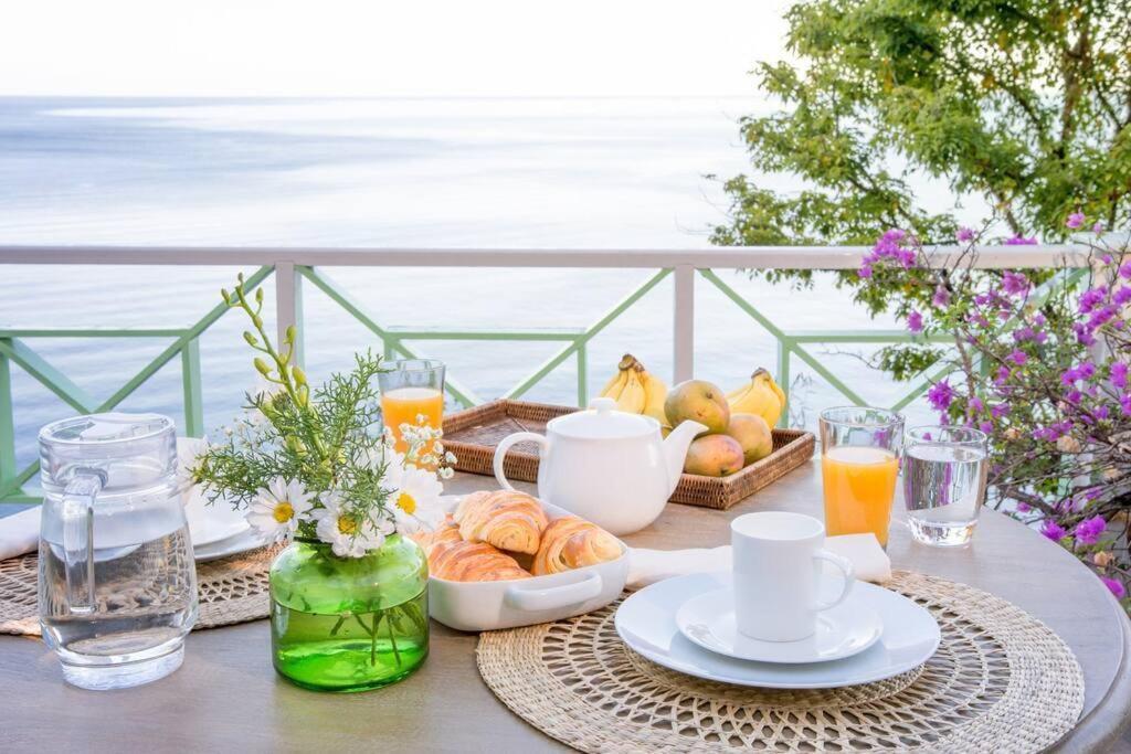 Belle Coco Malgratoute St Lucia Villa *