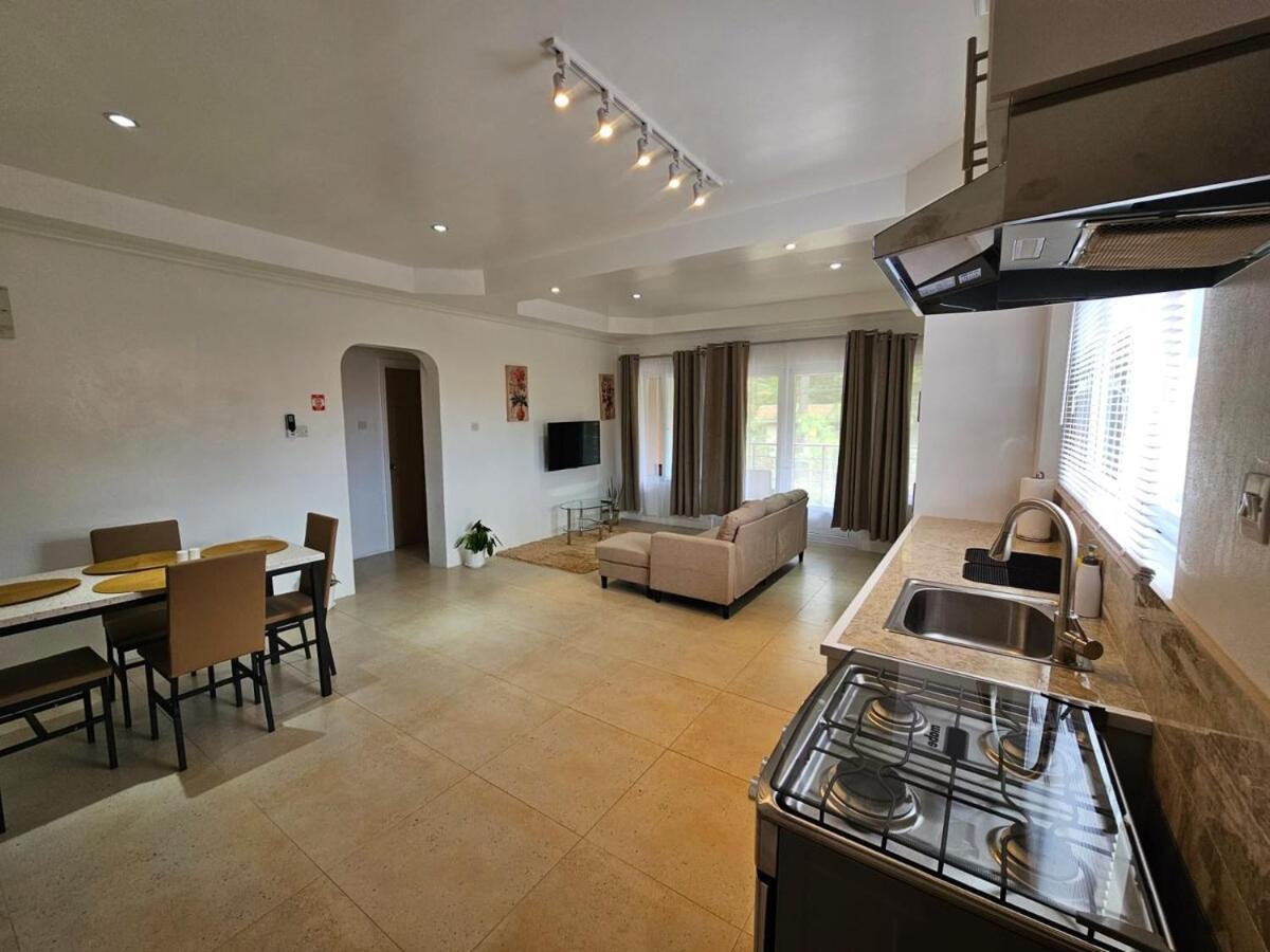 Agape Suites-room 4- 1st Floor Apartment