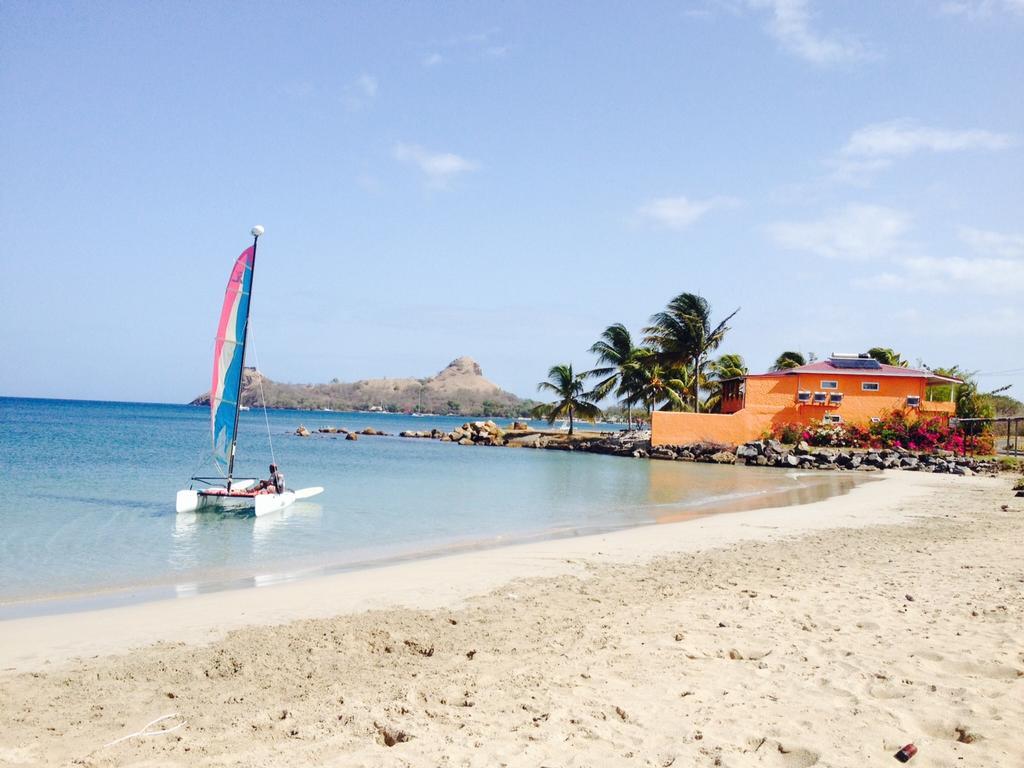 Bay 2* Gros Islet