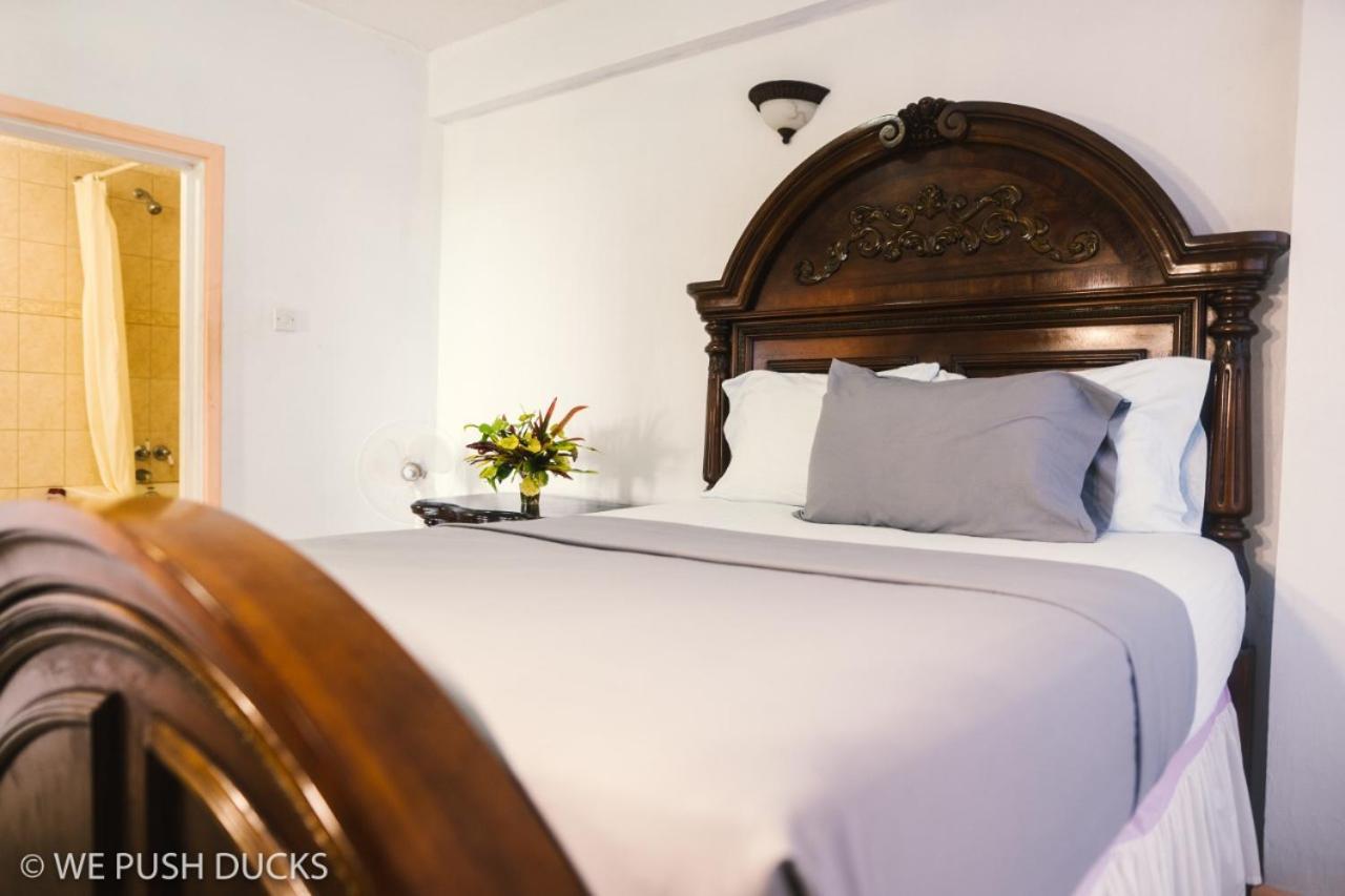 Belle View - La Mar Penthouse Apartment Laborie