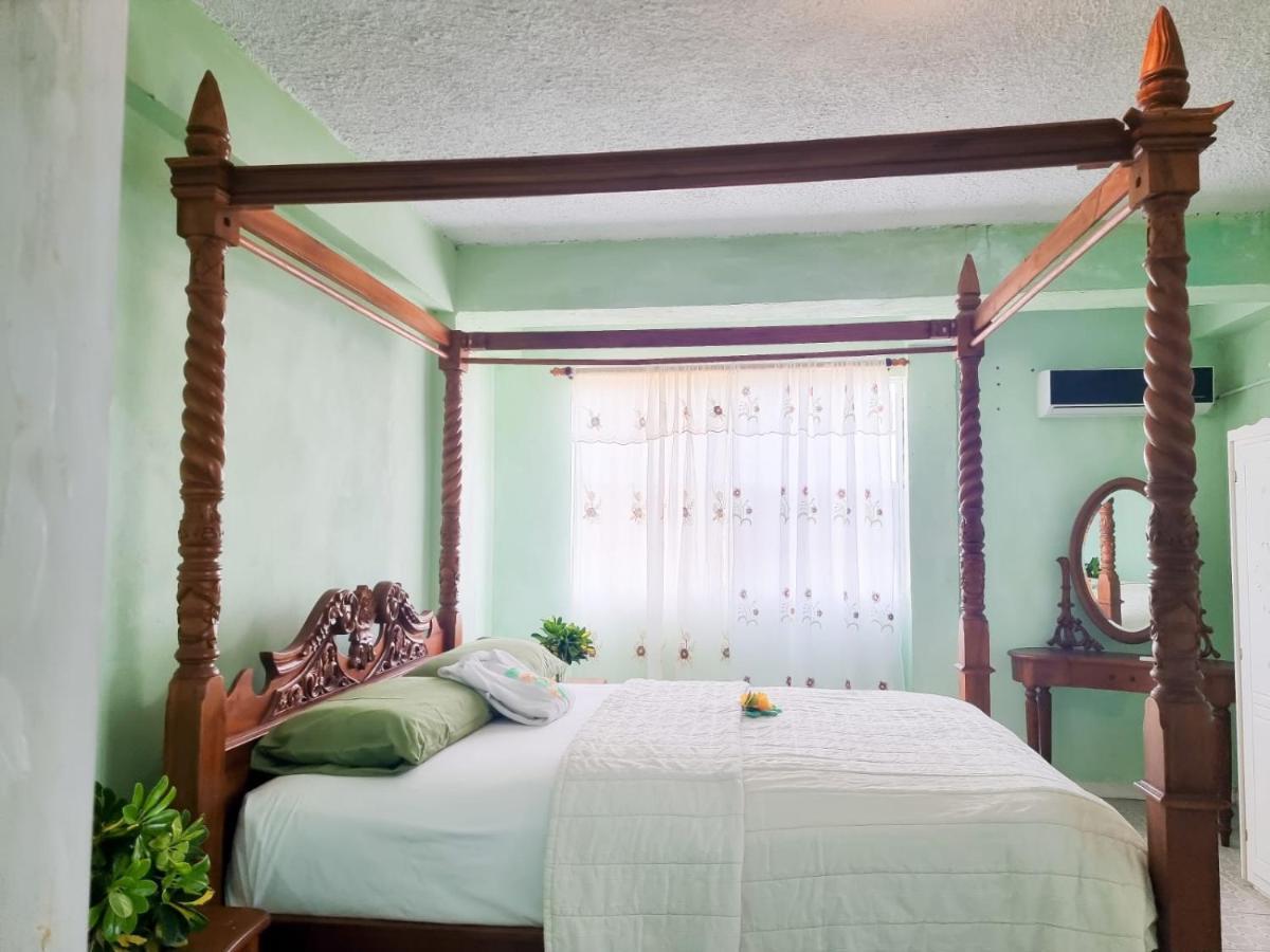 Belle View - La Mar Penthouse Apartment Laborie