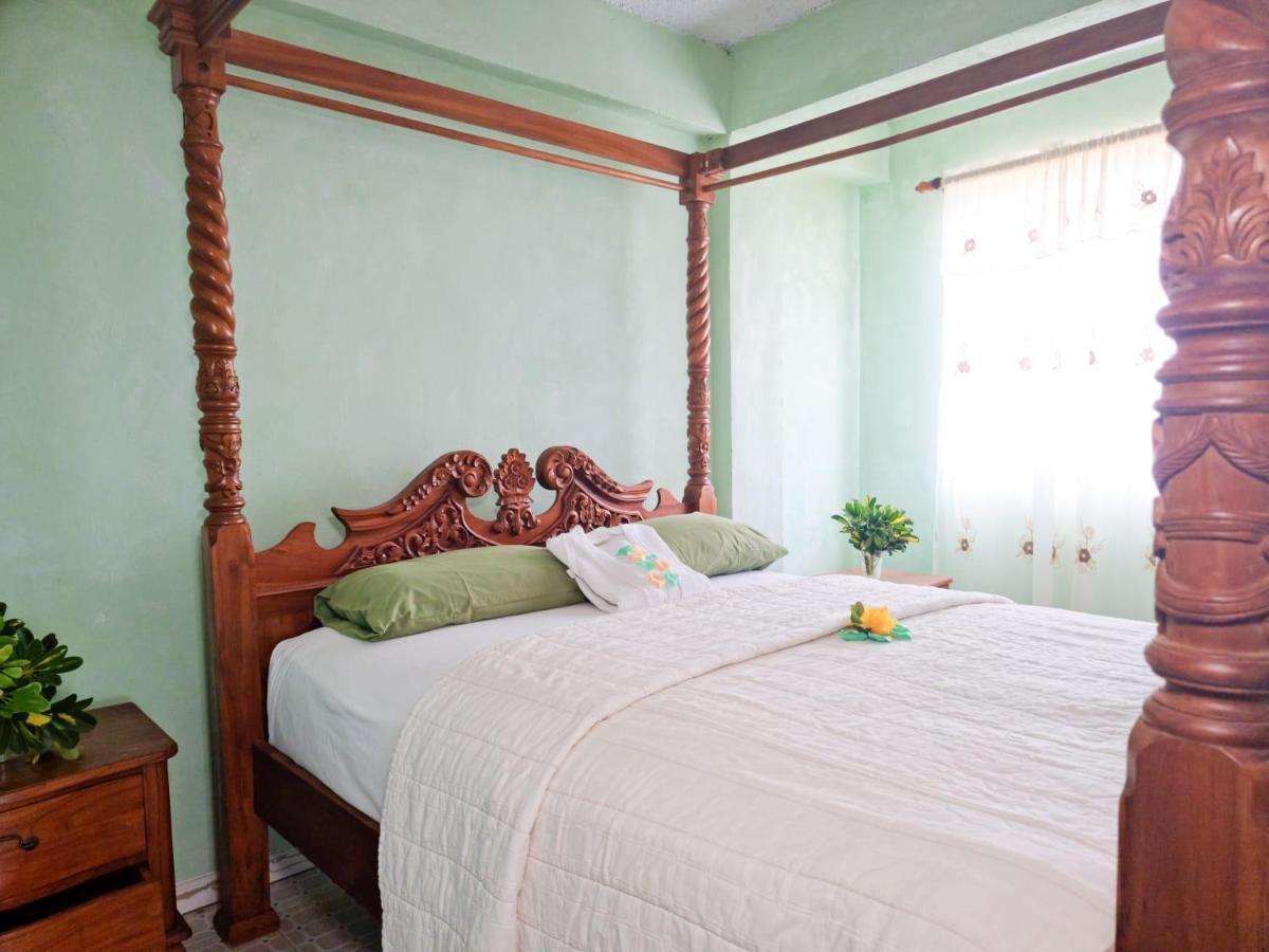 Belle View - La Mar Penthouse Apartment Laborie