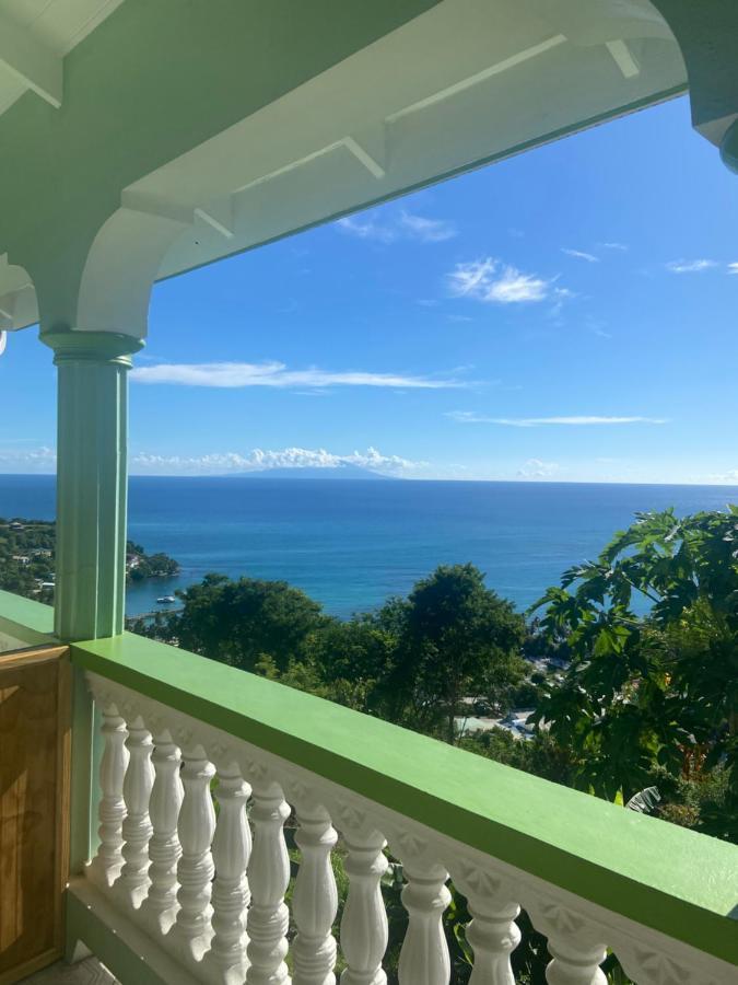 Greenhouse On The Hill, Sea View Laborie