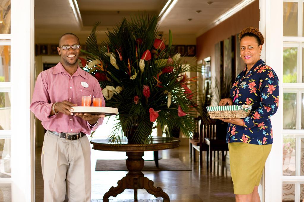 Bay Gardens & 4* Gros Islet