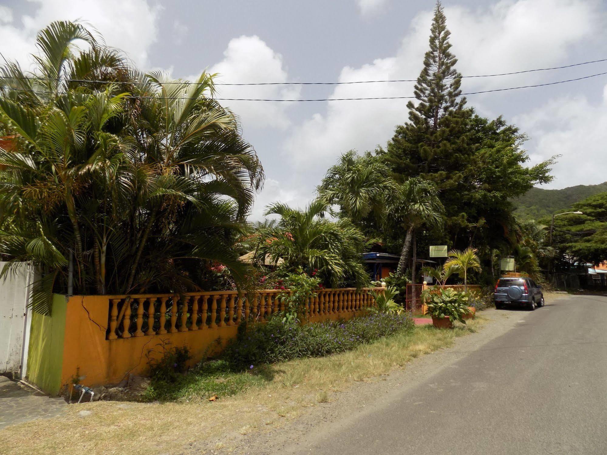 Le Jardin De Rodney Inn